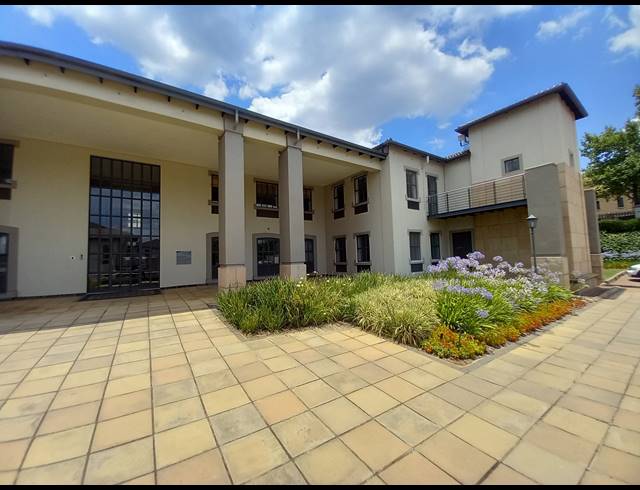 378M² OFFICE TO LET IN BRYANSTON